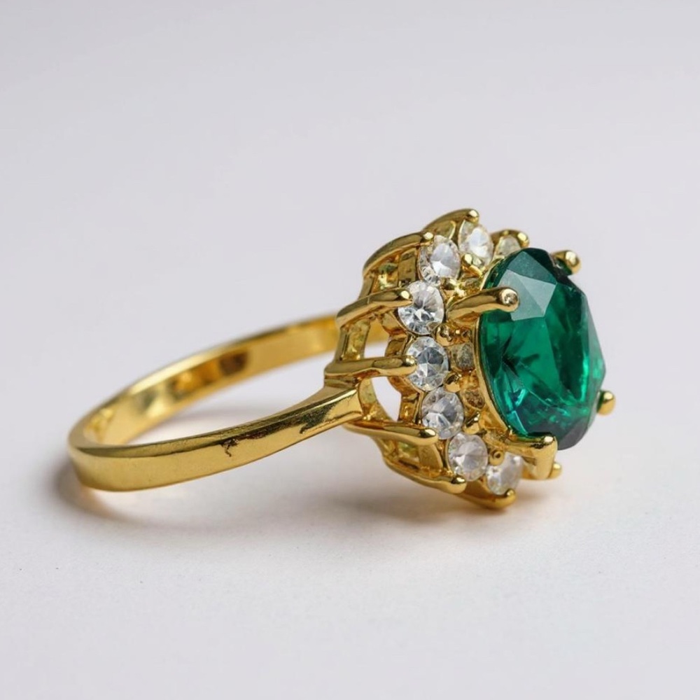Vintage Princess Diana Inspired Emerald Ring with Diamond Halo - Picture 4 of 6